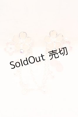 Preview of 桜モチーフ襟クリップ＆イヤリング  シルバー