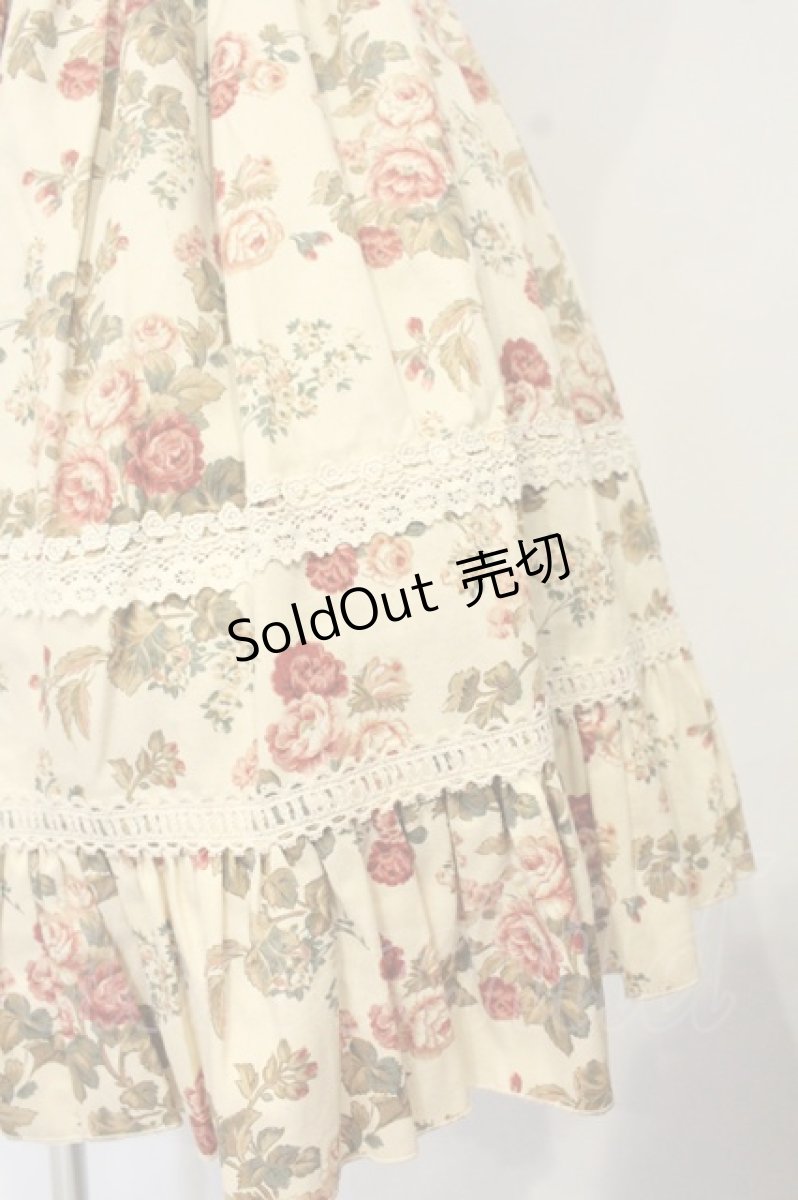 画像2: ATELIER PIERROT / 薔薇柄フリルミニスカート  アイボリー系 O-26-10-11-009-EL-SK-OW-OS (2)