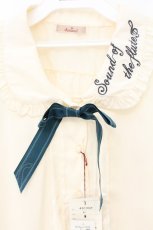 画像2: Amavel / 刺繍襟ブラウス  アイボリー O-26-10-12-051-CA-BL-IG-OS (2)