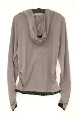 画像3: NieR Clothing / 変形フーディー F グレーｘブラック O-26-10-19-055-PU-TO-YM-OS (3)