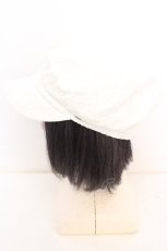 画像2: axes femme POETIQUE / プレート付きレースキャスケット 57.5cm シロ O-26-10-20-038-AX-AC-IG-OS (2)