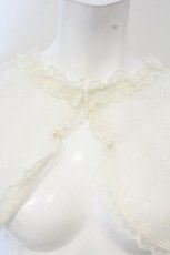 画像2: Angelic Pretty / Milky Featherケープ  生成り O-26-10-23-012-AP-TO-IG-OS (2)