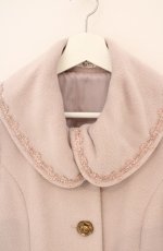 画像2: axes femme / 薔薇ボタン丸襟コート M ピンク O-26-10-25-062-AX-CO-OW-OS (2)