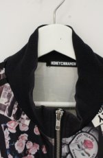 画像2: Honey Cinnamon / 総柄ジップアップブルゾン F ブラック O-26-10-25-023-LO-JA-YM-OS (2)