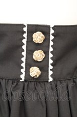 画像2: metamorphose / 【プラスサイズ】Dress up はしごレースハイウエストスカート 2 クロ×シロ O-26-10-26-018-ME-SK-OW-OS (2)