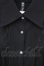 画像2: Ozz Croce / 刺繍入りシャツワンピース  ブラック O-26-10-27-081-OO-OP-IG-OS (2)