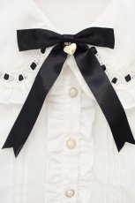 画像2: Amavel / Candy Ribbonはしごレースブラウス  シロ×クロ O-26-10-29-012-CA-BL-IG-OS (2)