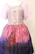 画像2: axes femme POETIQUE / パフ袖パネル柄ワンピース  ラベンダー O-26-10-30-049-AX-OP-IG-OS (2)