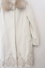 画像2: axes femme / 2WAYノーカラーコート  オフシロ９ O-26-10-30-003-AX-CO-IG-OS (2)