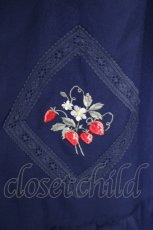 画像3: axes femme POETIQUE / ブロッキングベリー刺繍ワンピース M ブルー O-26-10-31-061-AX-OP-IG-OS (3)