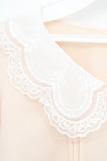画像2: axes femme POETIQUE / スカラップ刺繍襟ブラウス M アイボリー O-26-10-31-081-AX-TO-IG-OS (2)