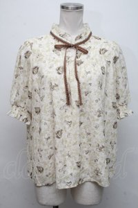 axes femme POETIQUE / ディズニーバンビ/ブラウス  ベージュ S-24-09-05-035-AX-BL-AS-ZI