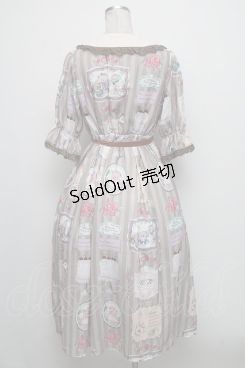 画像2: axes femme Kawaii / ティティ×ベアファミリーワンピース  ベージュ S-24-10-13-053-AX-OP-HR-ZH (2)