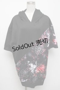 NieR Clothing / 和柄九尾切替プルオーバー  黒ｘ赤 S-24-10-24-027-PU-TO-HR-ZT183