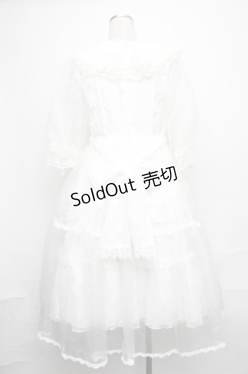 画像2: Angelic Pretty / Happy Humming Bunnyワンピースセット  白 S-24-12-08-056-AP-OP-AS-ZS (2)