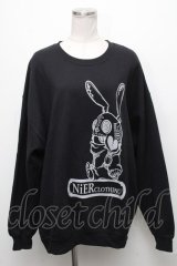 NieR Clothing / プリントトレーナー  黒 S-24-12-15-042-PU-TO-HR-ZT408