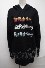 NieR Clothing / プリントスウェット  黒 S-25-01-22-048-PU-TO-AS-ZT319