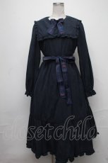 画像1: 【SALE】Maison de FLEUR / SnowWhiteワンピース  紺 S-25-01-25-052-LO-OP-HR-ZT438 (1)