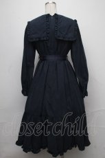 画像2: 【SALE】Maison de FLEUR / SnowWhiteワンピース  紺 S-25-01-25-052-LO-OP-HR-ZT438 (2)