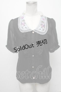 画像1: axes femme / オーガンジー襟ブラウス風プルオーバー  黒 S-25-02-02-059-AX-TO-HR-ZS