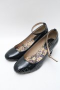 axes femme / エナメルパンプス  黒 S-25-02-02-005-AX-SK-HR-ZT-K005