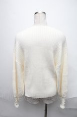 画像2: 【SALE】axes femme / ネックレス付ボリューム袖ニットプルオーバー  オフ S-25-02-02-022-AX-TO-AS-ZT186 (2)