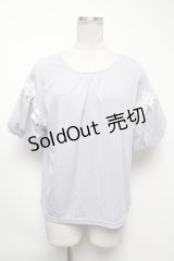 axes femme / フラワーレースパフ袖リブプルオーバー  サックス S-25-02-17-010-AX-TO-AS-ZS