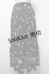 axes femme / 花柄プリーツワイドパンツ  黒 S-25-02-17-1062-AX-PA-AS-ZS
