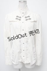 Ozz oneste / バラ刺繍立ち襟ブラウス  キナリ S-25-03-01-032-OO-BL-HR-ZS