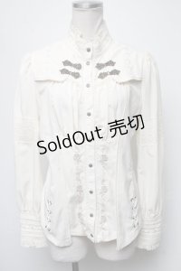 Ozz oneste / バラ刺繍立ち襟ブラウス  キナリ S-25-03-01-032-OO-BL-HR-ZS