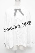 axes femme kawaii / スタンドカラーフリルリボンブラウス  白 S-25-03-02-014-AX-BL-HR-ZS