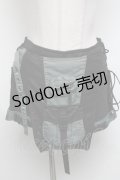 Qutie Frash / フラップ付きショートパンツ  黒ｘカーキ S-25-03-06-084-QU-PA-AS-ZS