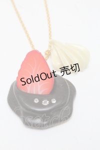 Q-pot. / ストロベリーメルトチョコレートネックレス  ブラウン S-25-03-10-051-QP-AC-AS-ZS