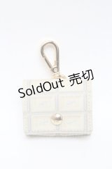 Q-pot. / Airpodsケース  白 S-25-03-10-1049-QP-AC-AS-ZS