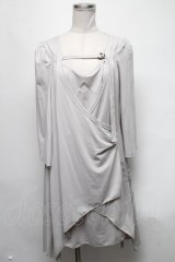 Ozz oneste / 花プリントレイヤードワンピース  グレー S-25-03-15-075-OO-TO-HR-ZS