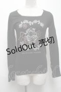 PEACE NOW / Rose of Emilyプリントカットソー  黒 S-25-03-20-030-PU-TS-AS-ZS