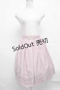 axes femme POETIQUE / 蝶柄透かし刺繍スカート  ピンク S-25-03-22-080-AX-SK-AS-ZS