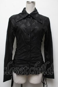 h.naoto Blood / サイドレースアッププリントブラウス  黒 S-25-03-22-035-HN-BL-AS-ZS