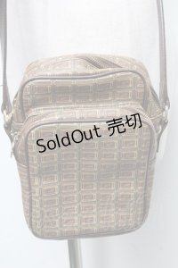 Q-pot. / チョコレートショルダーバッグ  ブラウン S-25-03-23-031-QP-BG-AS-ZS