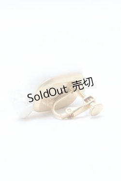 画像2: Q-pot. / クリーミーソープイヤリング  白 S-25-04-09-015-QP-AC-HR-ZS