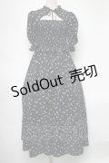 axes femme POETIQUE / 小花柄半袖ワンピース  黒 S-25-04-15-059-AX-OP-HR-ZS
