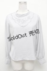 an another angelus / ローズ刺繍ブラウス  サックス S-25-04-17-040-CA-BL-AS-ZS