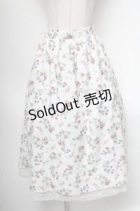axes femme / ベリー柄ロングスカート  キナリ S-25-04-19-067-AX-SK-HR-ZS