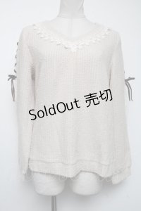 axes femme / 袖レースアップカットプルオーバー  ベージュ S-25-04-19-016-AX-BL-HR-ZS