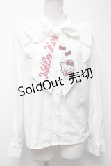 axes femme / ハローキティ刺繍ブラウス  白 S-25-04-23-032-AX-BL-AS-ZS