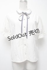 axes femme / パイピングｘリボン付ブラウス  キナリ S-25-04-27-019-AX-BL-HR-ZS