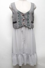 画像1: 【SALE】axes femme POETIQUE / ロング丈シフォンベスト  グレー S-25-04-27-028-AX-TO-HR-ZH (1)