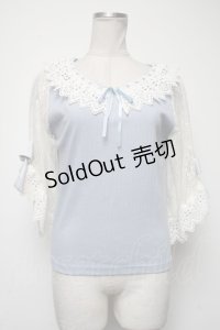 axes femme POETIQUE / リボンレース袖カットプルオーバー  サックス S-25-04-27-029-AX-TO-HR-ZS