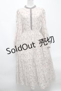 axes femme POETIQUE / 花柄プリーツワンピース  ベージュ S-25-04-28-029-AX-OP-HR-ZS