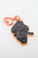 画像1: 【SALE】NieR CLOTHING / G キーホルダー   S-25-04-29-025-PU-ZA-AS-ZT271-F002 (1)